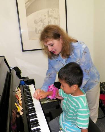 Why The First Piano Teacher Is Very Important?